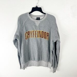 UNIVERSAL STUDIOS Wizarding World Of Harry Potter Gray Gryffindor Sweatshirt